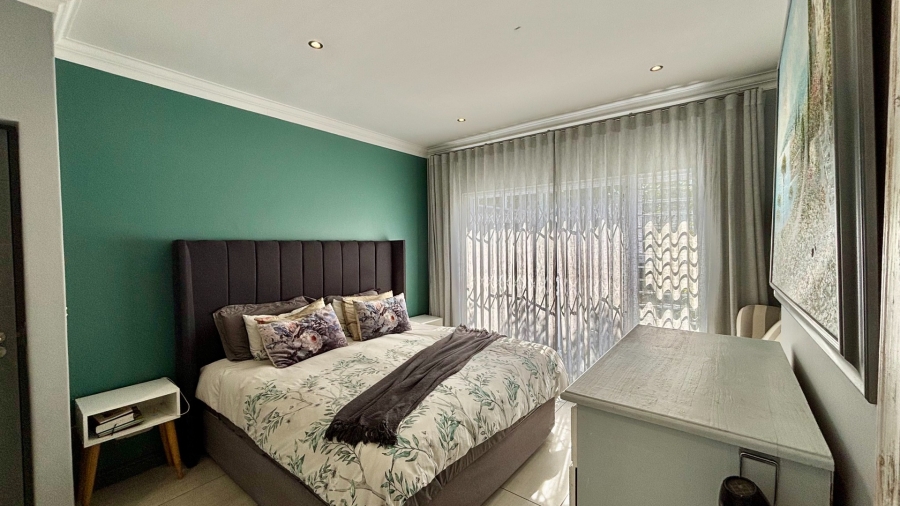 3 Bedroom Property for Sale in Sandown Western Cape